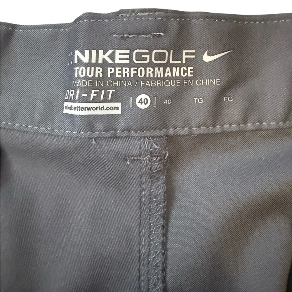 Nike Golf Dri-Fit Tour Performance Shorts  Men’s Size 40 Excellent Condition